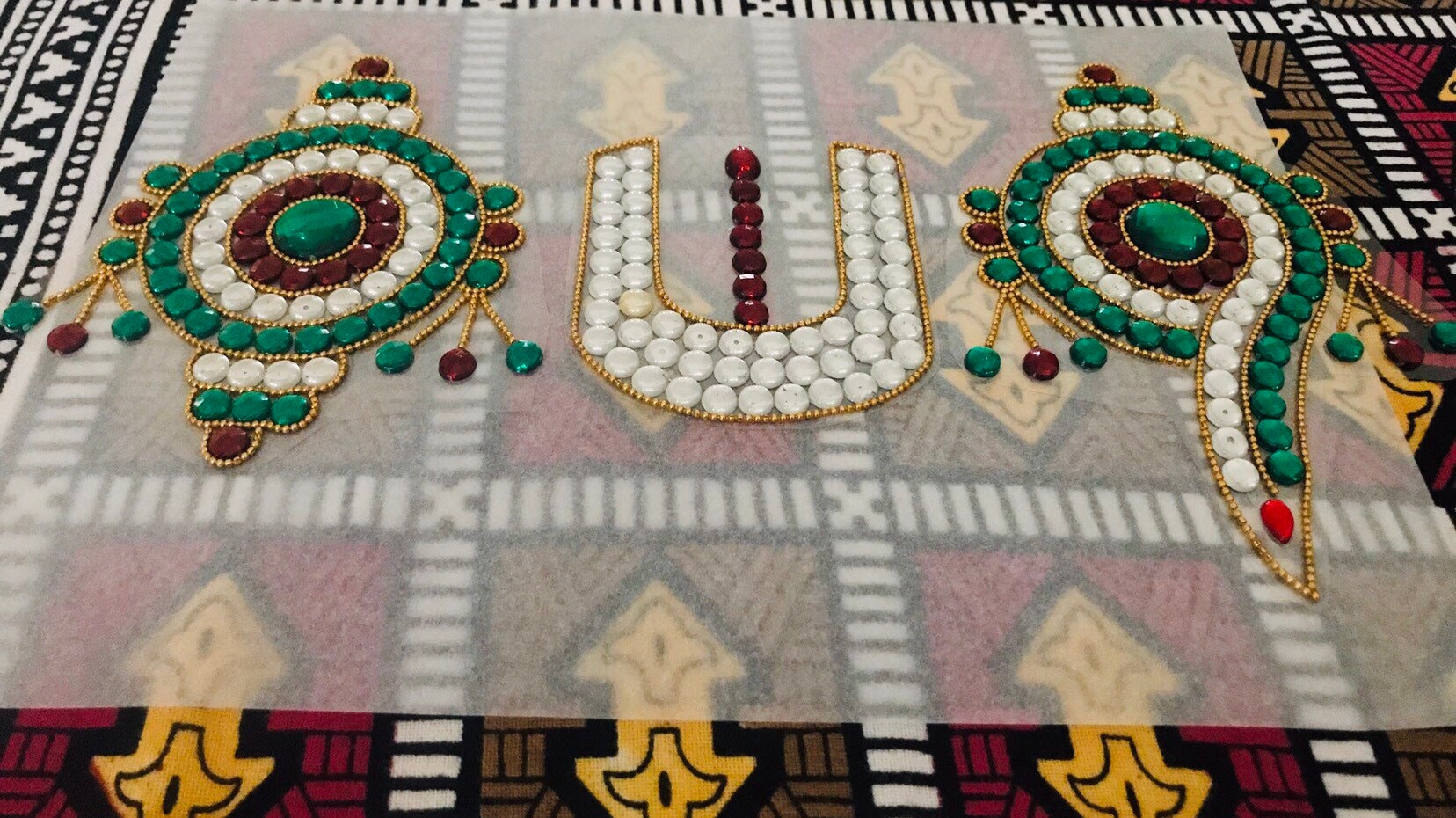 Kundan Rangoli Sangu Chakra Namam Shanka Chakra Nama Kundan Art Shanku