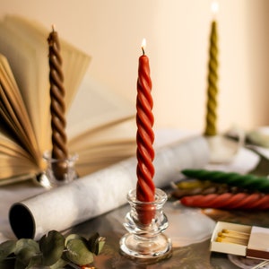 Vela torcida, vela espiral, vela de Ucrania, vela de remolino, vela de cera de abeja, velas cónicas, vela de cena, decoración del hogar, decoración del hogar