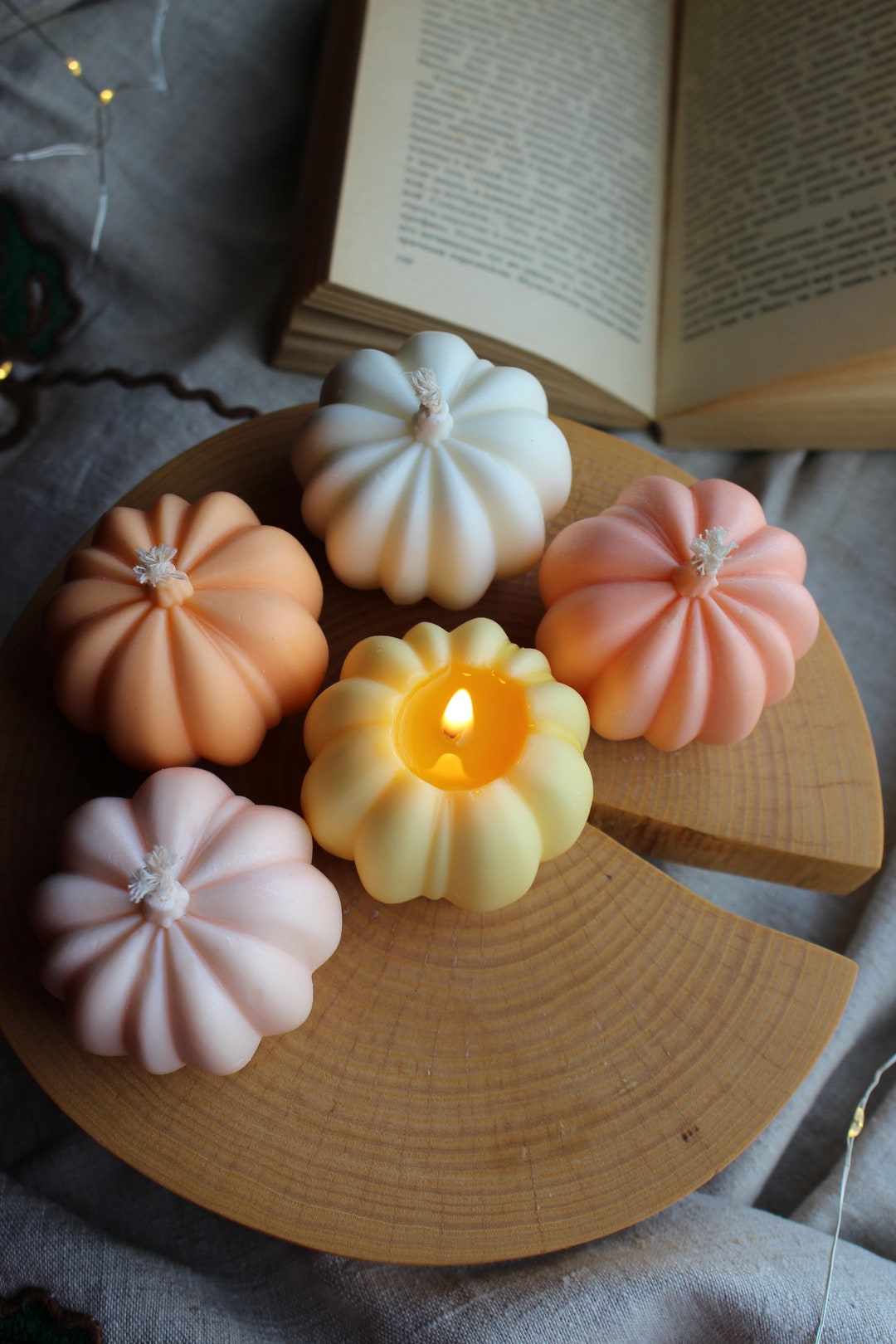 Pumpkin Soy Candles / Autumn Home Decor / Halloween Decor / Pumpkin