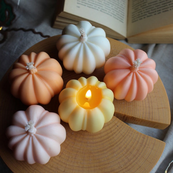 Candele di zucca di soia / Decorazioni per la casa d'autunno / Decorazioni di Halloween / Candela di spezie di zucca / Decorazioni autunnali / Decorazioni del Ringraziamento / Decorazioni autunnali