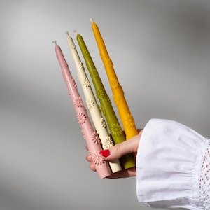 Vela cónica de margaritas, vela de pilar con flores, vela retorcida, vela para la cena, vela decorativa, decoración del hogar