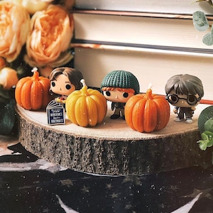 Mini Pumpkin Candles / Pumpkin Decor / Thanksgiving Candles / Halloween Decoration / Fall Home Decor / Autumn Candle image 9