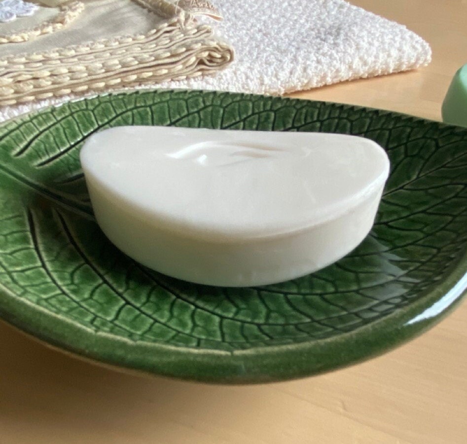 Green Leaf Soap Dish Ceramic Soap Holder Self Draining Soap Dish + Adhesive