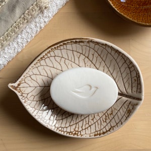 ceramic soap dish leaf shaped with holes, leaf print ceramic with drainage image 2