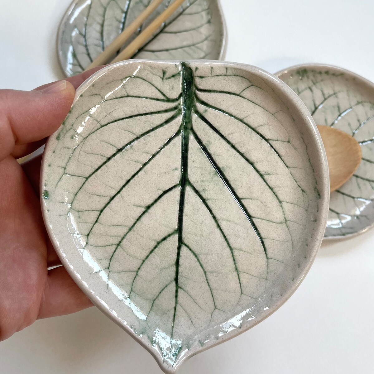 Ceramic Spoon Holder, Hand Made Leaf Shaped Ceramic Spoon Older - Etsy