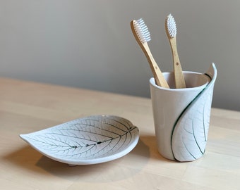 Handmade Ceramic Toothbrush Holder and Soap Dish Set: Leaf Imprint Bathroom Decor