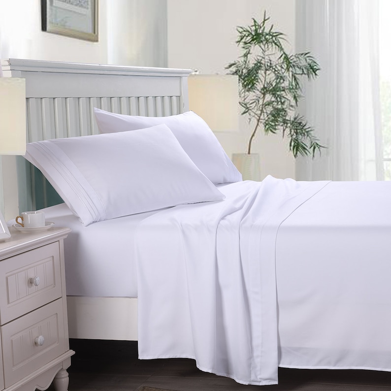 Sheet Sets Deep Pockets Hypoallergenic 4 Piece Hotel Luxury Soft Premium Embroidered Bed Sheets Set Wrinkle Fade Resistant Bedding Set Sheets Pillowcases