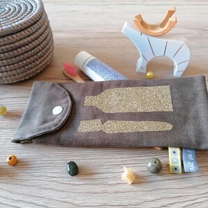Zahnhygiene-Etui mit goldenem Glitzer