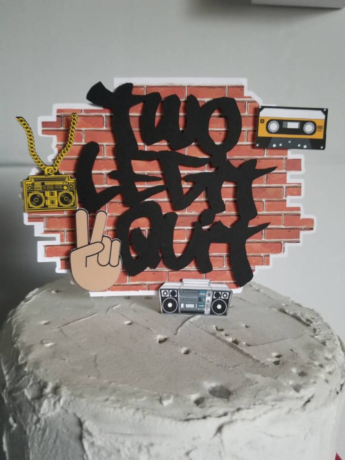 TWO LEGIT To QUIT Cake Topper Cupcake Toppers Boom Box 90s TWO LEGIT To QUIT Cake Topper Cupcake Toppers Boom Box 90s