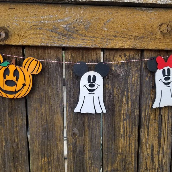 MICKEY DISNEY HALLOWEEN Wood Garland Ghost Mickey Pumpkin Haunted Mansion Mickeys Not So Scarey Halloween