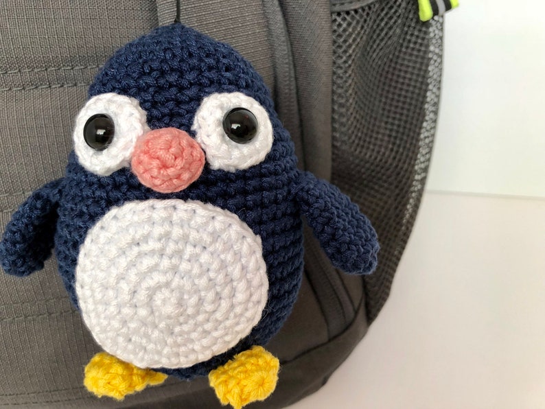 Penguin Zipper Charm Penguin Soft Plushie Back to School Gift Idea Crochet Penguin Key Chain Penguin Backpack Toy Cute Penguin Soft Toy