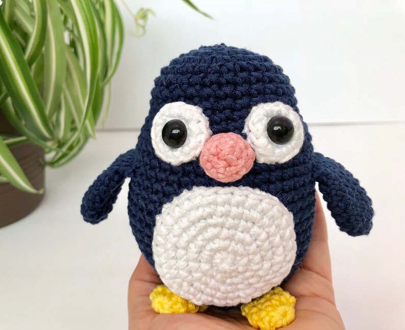 Penguin Zipper Charm Penguin Soft Plushie Back to School Gift Idea Crochet Penguin Key Chain Penguin Backpack Toy Cute Penguin Soft Toy