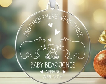 Ornement d’annonce de grossesse / Et puis il y avait trois ornements / Ornement bébé à venir / Ornement familial bébé ours / Cadeau enceinte