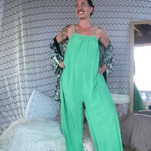 Tuta Jumpsuit 100% viscosa, taglia libera. Lungo e largo giorno e notte ideale per l'estate immagine 4