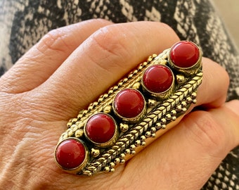 Bague de Cornaline Rouge - Bague réglable 5 pierres - Bague en laiton doré Boho - Bijoux gitans Rajashtan