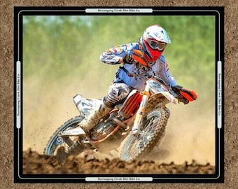 Panel de tela de algodón para acolchar con collage de motos de cross