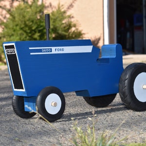 Ford 3600 Holz Traktor Pläne