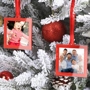 8 Pcs Christmas Acrylic Red Photo Frame Ornaments for Display Picture, 2.5 x 2.5 inch Festive Hanging Decoration
