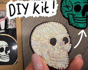 Glow in the Dark Skull Beadwork Brooch/Bag Charm kit