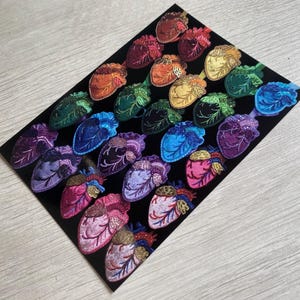 Bordados de arco-íris de coração A6 Print