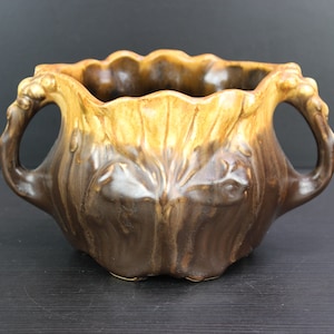Art Nouveau floral flower pot planter.