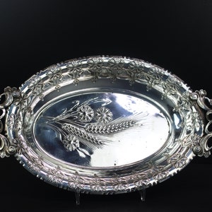 Art Nouveau silver plated floral dish.