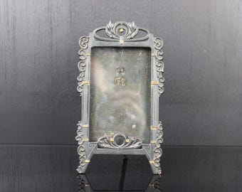 Art Nouveau floral picture photo frame.