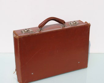 Vintage Brauner Koffer gepresster Karton, Lederbezug