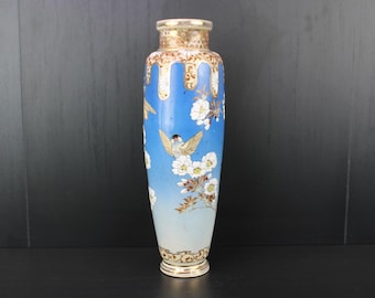 ヴィンテージ薩摩花瓶：大胆なエナメルのディテール、ホーム