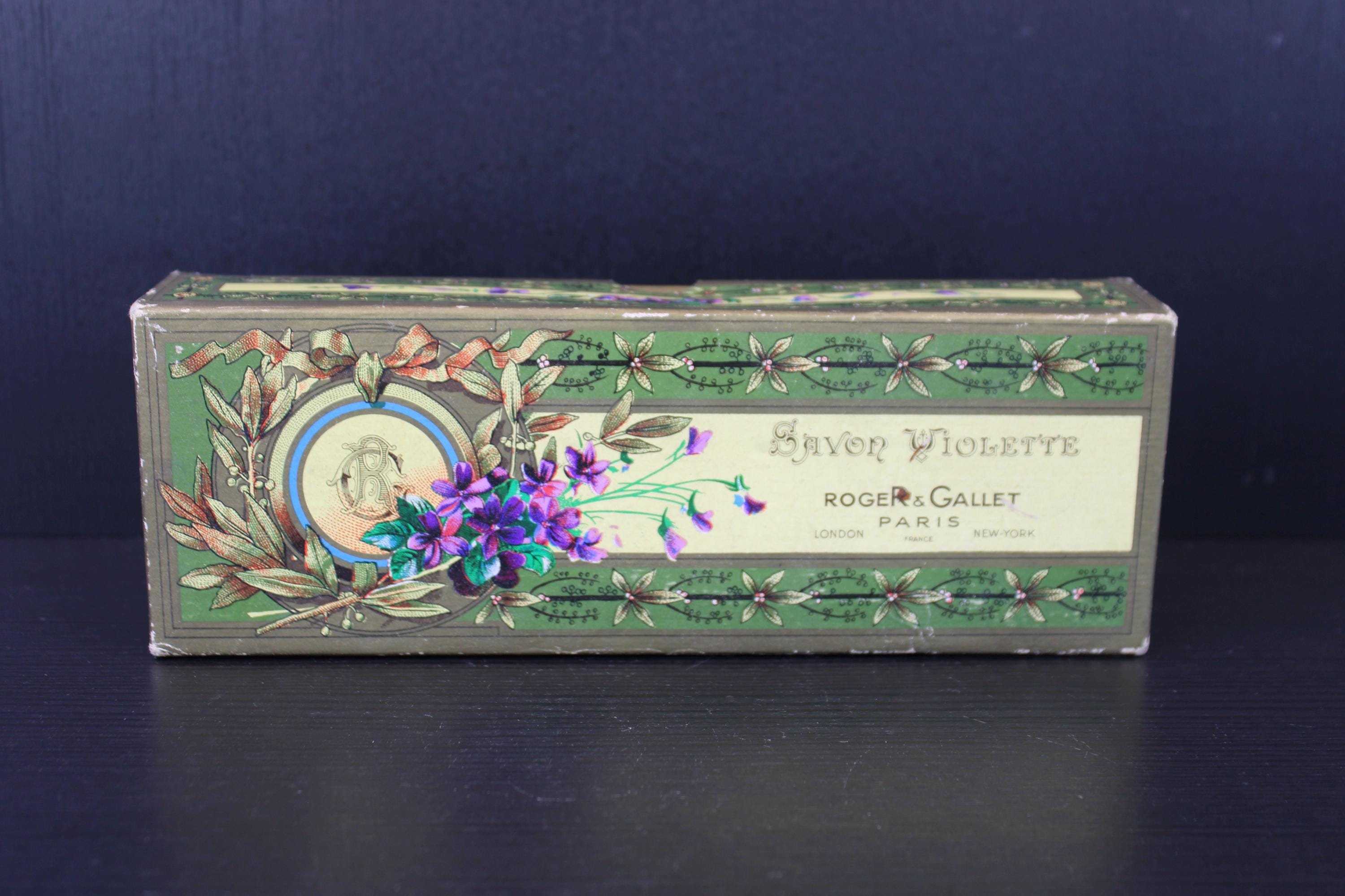 ロジェ•ガレのアンティークサボンBOXと稀少なパウダーケース ★ フランス雑貨 フランス 1930-40年代 アンティーク ロジェガレ ラベンダー 石鹸