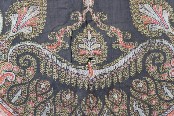 Antique large Victorian embroidered Kashmir paisl… - image 7