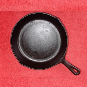 Birmingham Stove And Range NO. 7 Vintage Cast Iron Skillet 10 1/8 In. Diameter