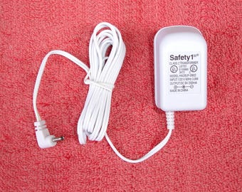 Safety 1st First Baby Monitor Power Adapter HA28UF-0902 9V DC 200mA