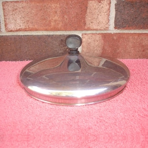 Farberware Pan Lid 7 3/4" Outside Fits 7 5/16" to 7 7/16" Inside Pans