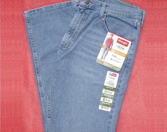Wrangler Mens Blue Jeans 34 x 30 Zipper Fly Denim Five Star Premium Style 96FXWSL New