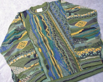 Es ist der Irish MissSst **COOGI** M COOGI Sweater mit Rundhalsausschnitt