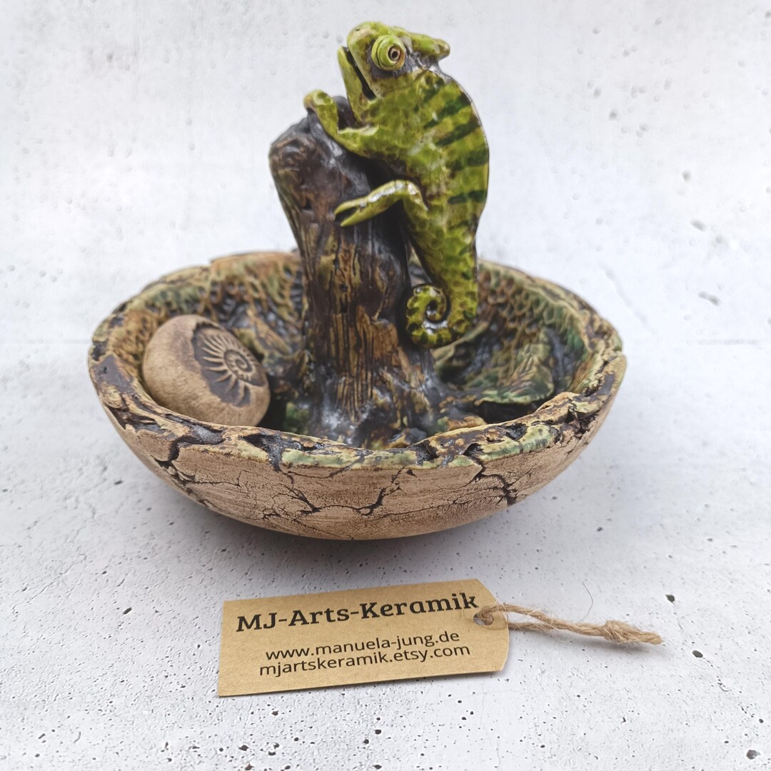 Insektentränke Aus Metall In Blütenform, 63 X 9 Cm – Wetterfest, Bienensicher, Für Garten Und Balkon (blau)