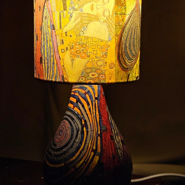 Klimt 'The Kiss' Table Lamp: Abstract Decoupage Night Light