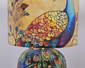 Lámpara de mesa de pavo real / Decoración oriental colorida para el hogar / Regalo de decoupage