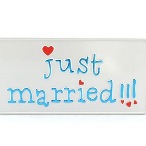 Just Married US USA Tablica rejestracyjna z wytłoczonym aluminium Wyprodukowano w Niemczech Ekspresowa wysyłka