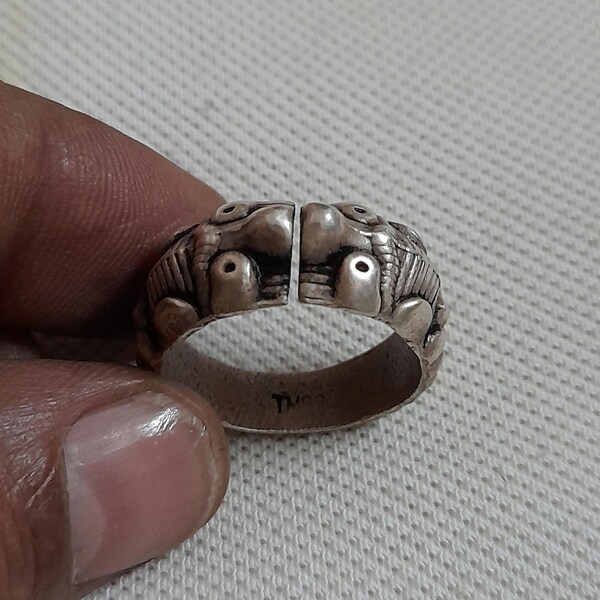 Vintage 2000s Ring Handmade Ring High Grade Old Solid Silver Ring Rajasthan Tribal Ring Animal Head Ring Banjara Ring USA 9 1/2 Size Ring
