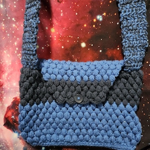 blues shoulder bag