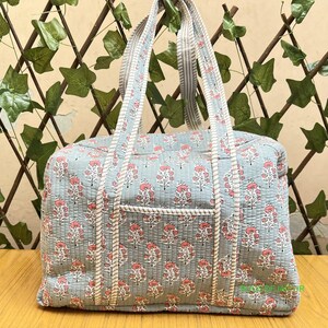Große gesteppte Trolleytasche Handblock Blumendruck Indischer Baumwollgewebe Seesack, Großhandel Alltag / Urlaub Reisegepäck Tote Kantha Taschen