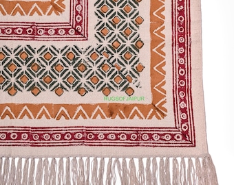 Dywan z ręcznie drukowanymi kwiatami w kolorze karmazynowym – ręcznie tkany bawełniany dywan w stylu boho kilim
