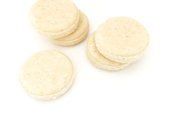 CARLA Shampoobar mit GRÜNER TEE | Shampoo Bar, normales Haar, pflegend, Feuchtigkeitsspender, vegan