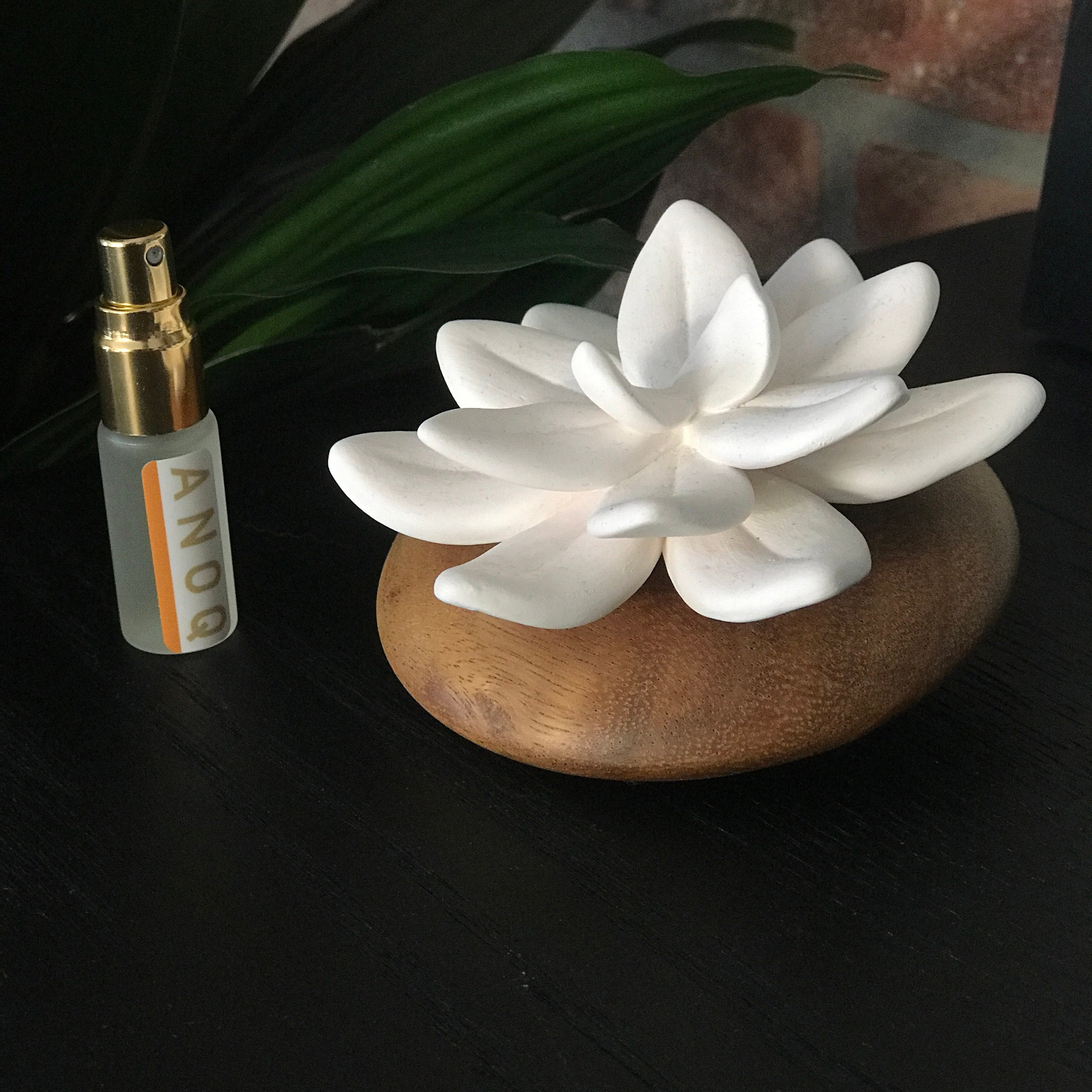 Oil Diffuser Air Freshener Jade Flower Made of Natural Wood Etsy UK