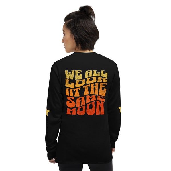 We All Look At The Same Moon Happy Graphic Print Long Sleeve Tee Shirt Vintage Retro Star T-Shirt Aesthetic Plus Size Unisex Nature