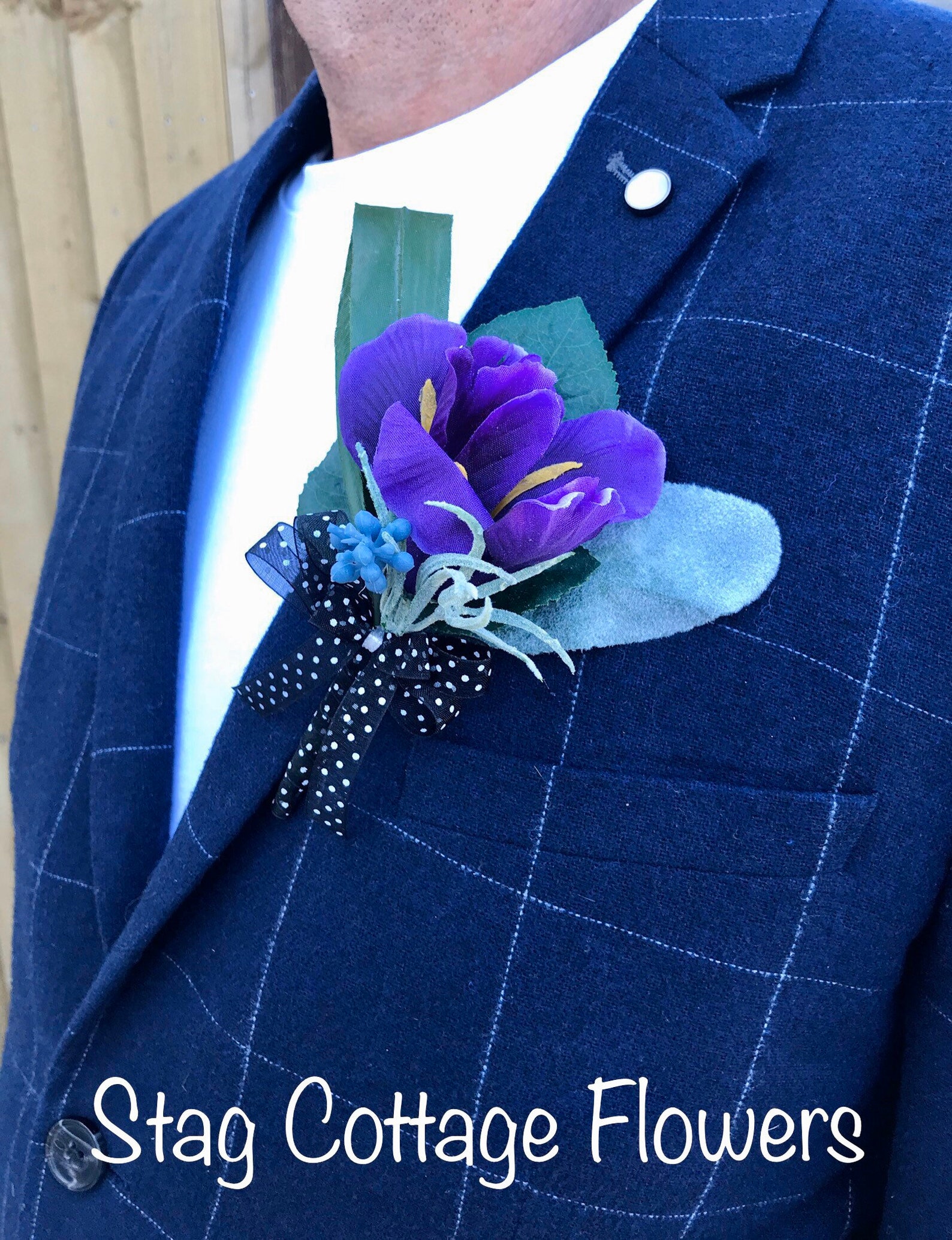 Buttonhole Boutonnière Grooms buttonhole Iris Corsage Etsy