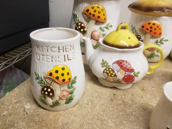 Merry Mushroom Kitchen Decor 30 Piece Set Sears And Roebuck Etsy