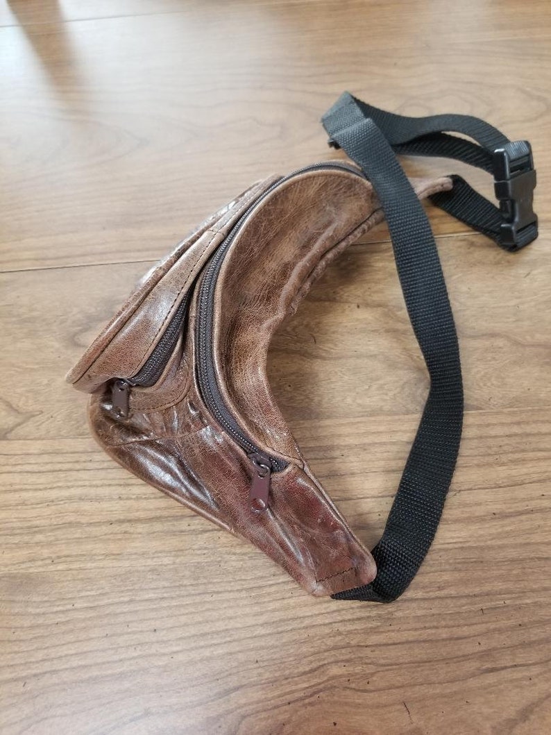 Brown Purse Fanny Pack Vintage Leather Travel Wallet Cell Phone Purse Vintage Purse Belt Bag Womens Wallet Travel Purse Fanny Pack
